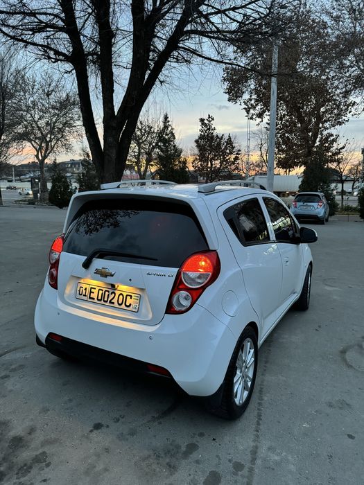 Spark. 4-poz. Lux tayyor