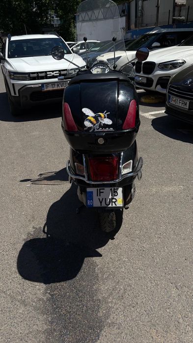 Scuter Vespa 250GTS i.e.
