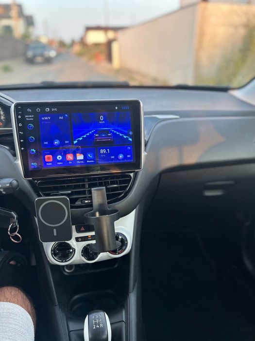 PEUGEOT 208 2018 — imagine 5