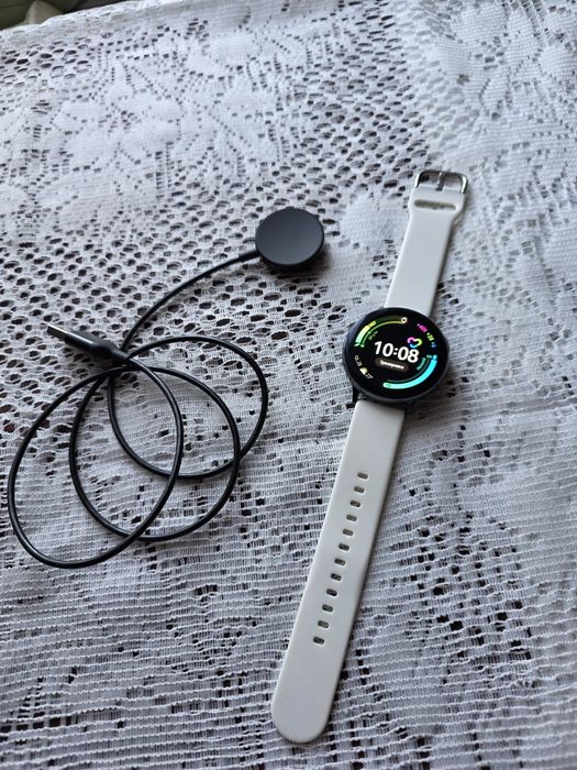 Часы Samsung active 2