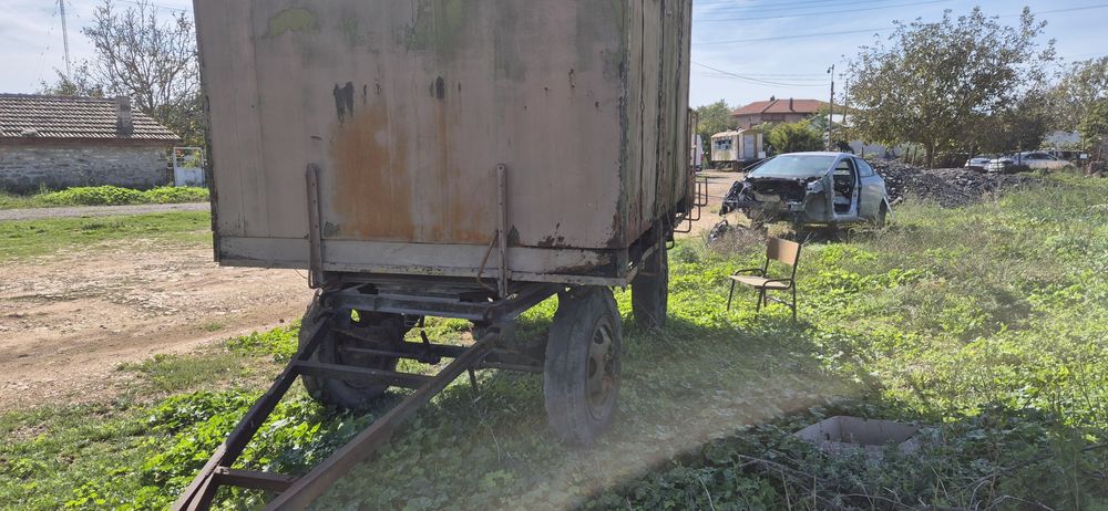 Тракторно ремарке