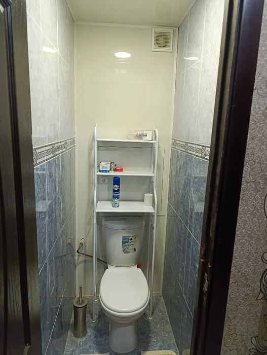 Продам двухкомнатную квартиру на Карасу 1