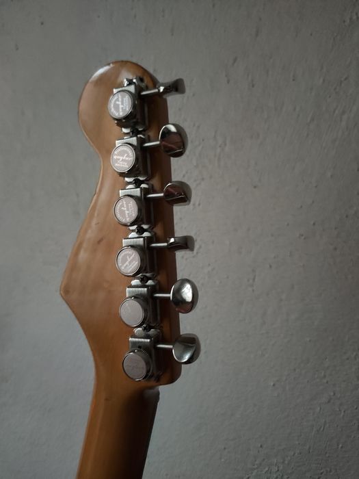 Stratocaster - Японски