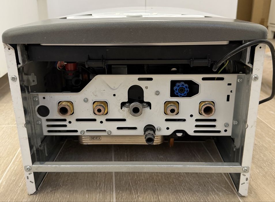 Centrala termica gaz 24 kw Ariston Clas Evo