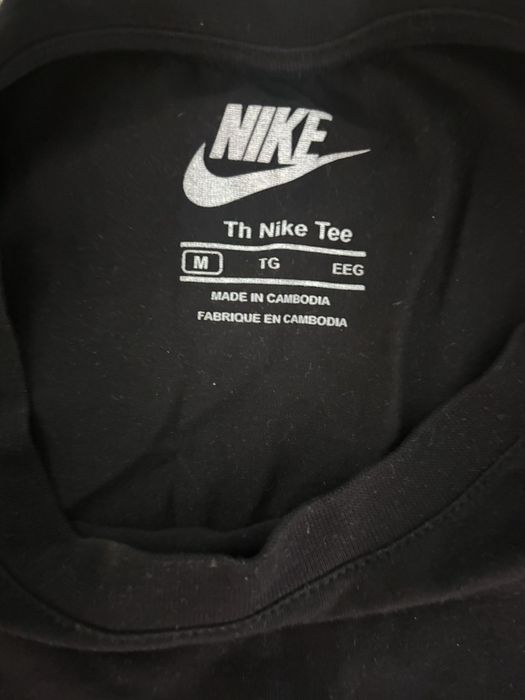 Продавам тениски Nike и Barrow