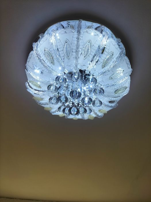 Люстра потолочная