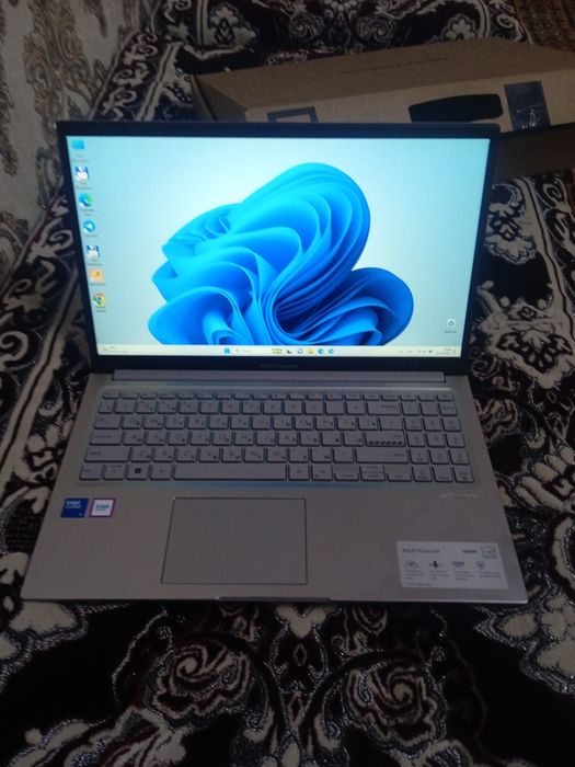 ASUS vivobook 1oy kafolati bilan