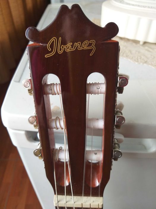 Классическая гитара Salvador Ibanez