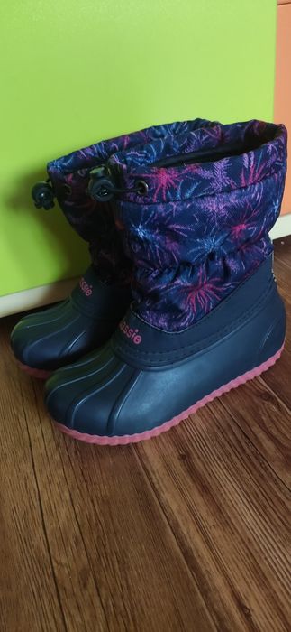 Сапожки детские на девочку