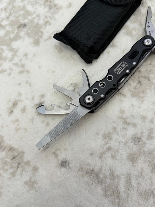 Multitool Tactic M-TAC Multifuncțional cu Clește, Cuțit și Husă Textilă