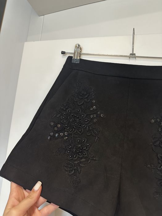 Къси панталонки Zara велур S размер с висока талия