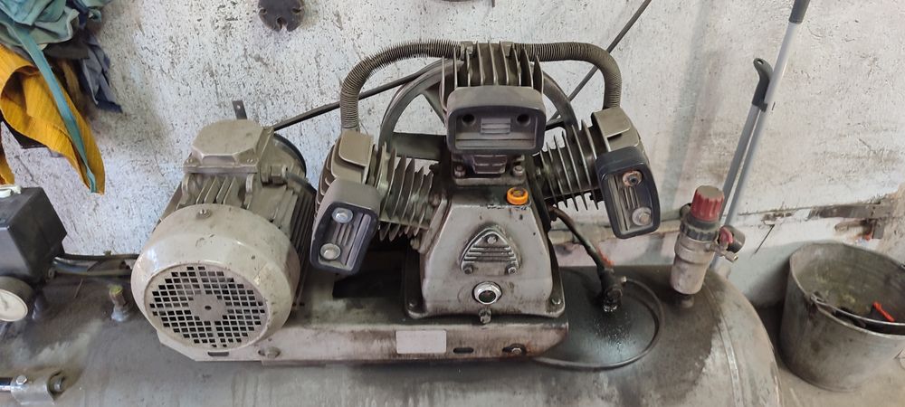 компрессор 200л, на 380