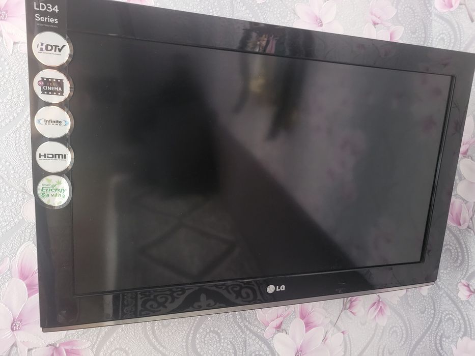 Телевизор LG в отличном состоянии