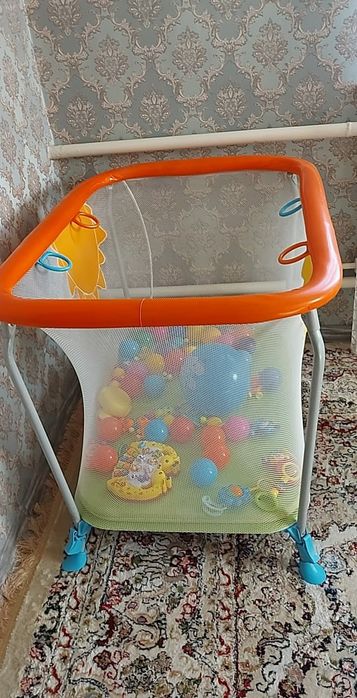 продам игровой манеж