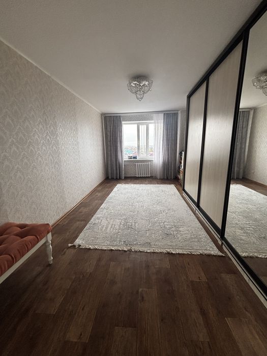 3к. квартира в 12 мкр