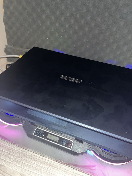 Продам игровой ноутбук ASUS