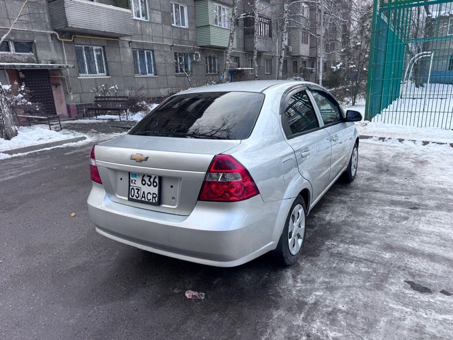 Продам шевролет нексия