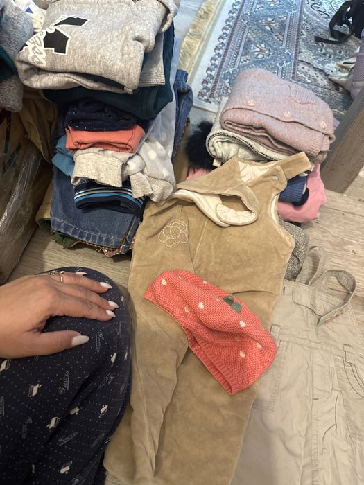 Продам веши на девочку от 3 месяцев до 4 лет