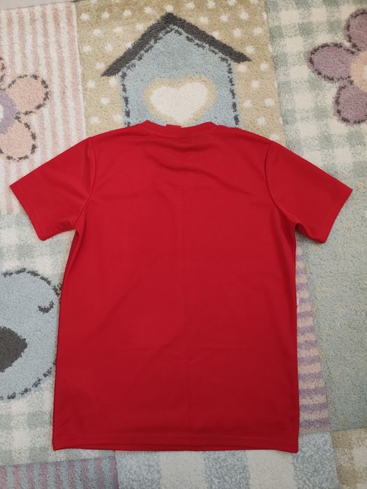 Тениска 146-152см.