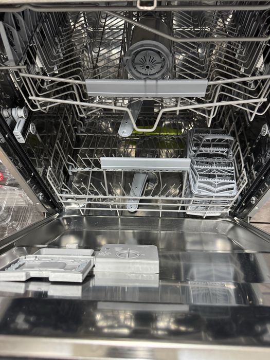 Посудомойка Smeg