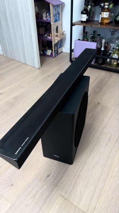 Vand sistem Samsung Harman Kardon 3.1.2 Ch Soundbar HW-Q70R Atmos
