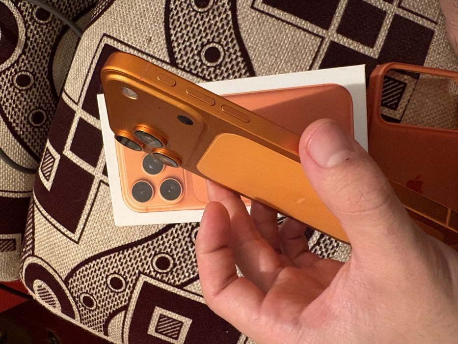 Iphone XR ( 17 pro корпус)