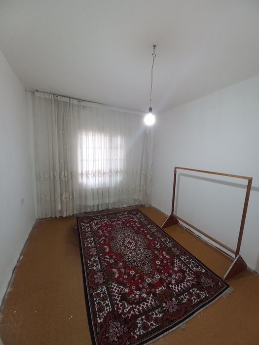 Qo'yliq-7 massiv Elburus to'yhonasi 4/8/9 Kvartira Ijaraga beriladi