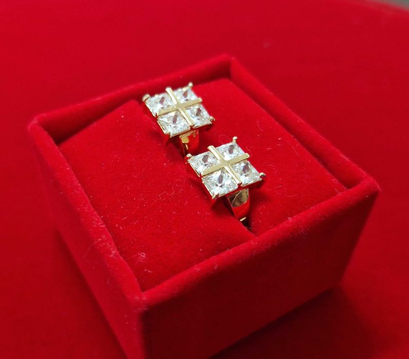 GP75, cercei placati aur 18k,incuietoare sigura,zirconii albe si rosii