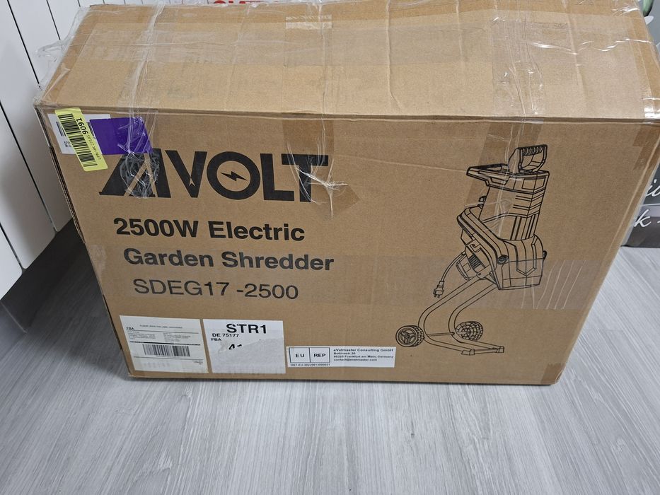 Tocător electric de crengi și resturi vegetale