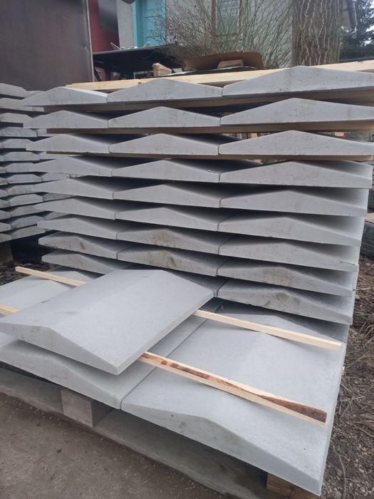 Producator de capace de gard,intervale,coame,palarii,borduri dale