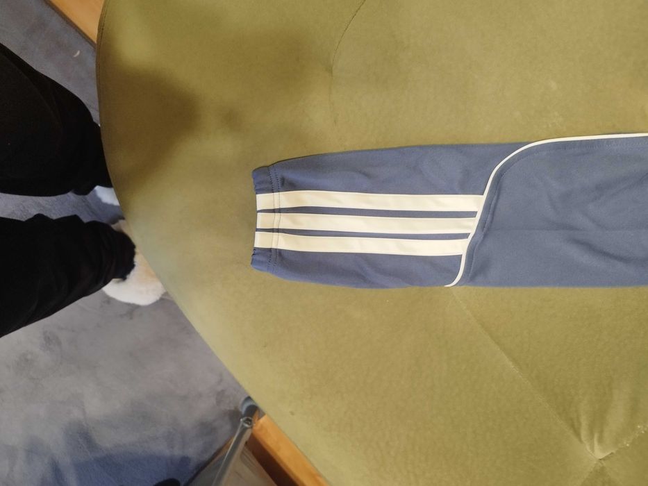 Пролетно летен оригинален екип на ADIDAS размер XL