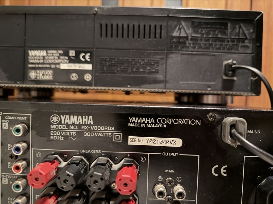 Linie Amplificator Yamaha RX V800 RDS si deck casetofon KX 393