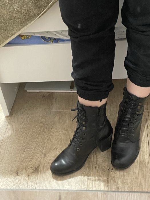 Ghete dama din piele naturala