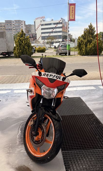 Honda cbr 125 cc