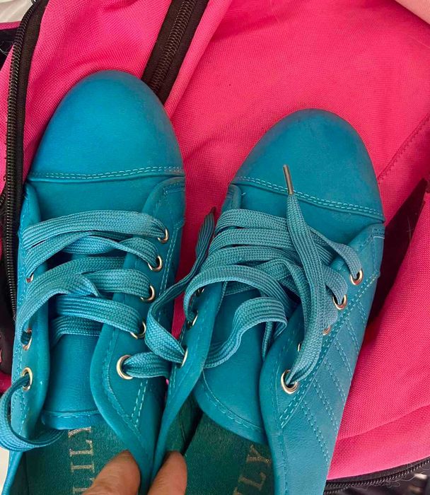 тюркоазени кецове обувани веднъж