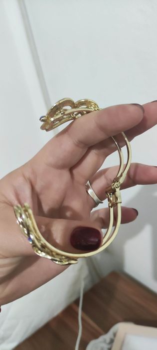 Гривна, имитация на злато