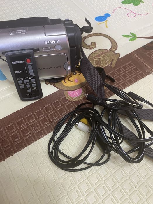 Продам Sony Handycam