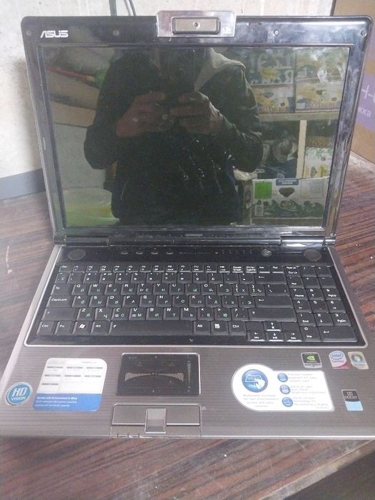 Ноутбук ASUS неработает