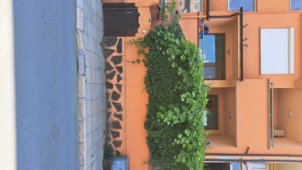 Дава се под наем Тристаен апартамент в к.к. Слънчев бряг - 80 кв.м за 459 € - Снимка #9