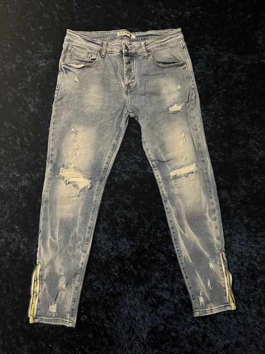 Vand blugi barbati taiati