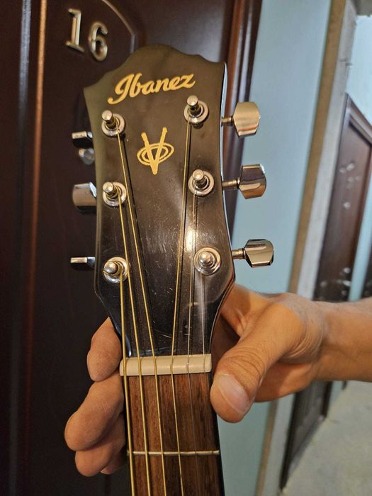 Chitară acustică Ibanez Jampack