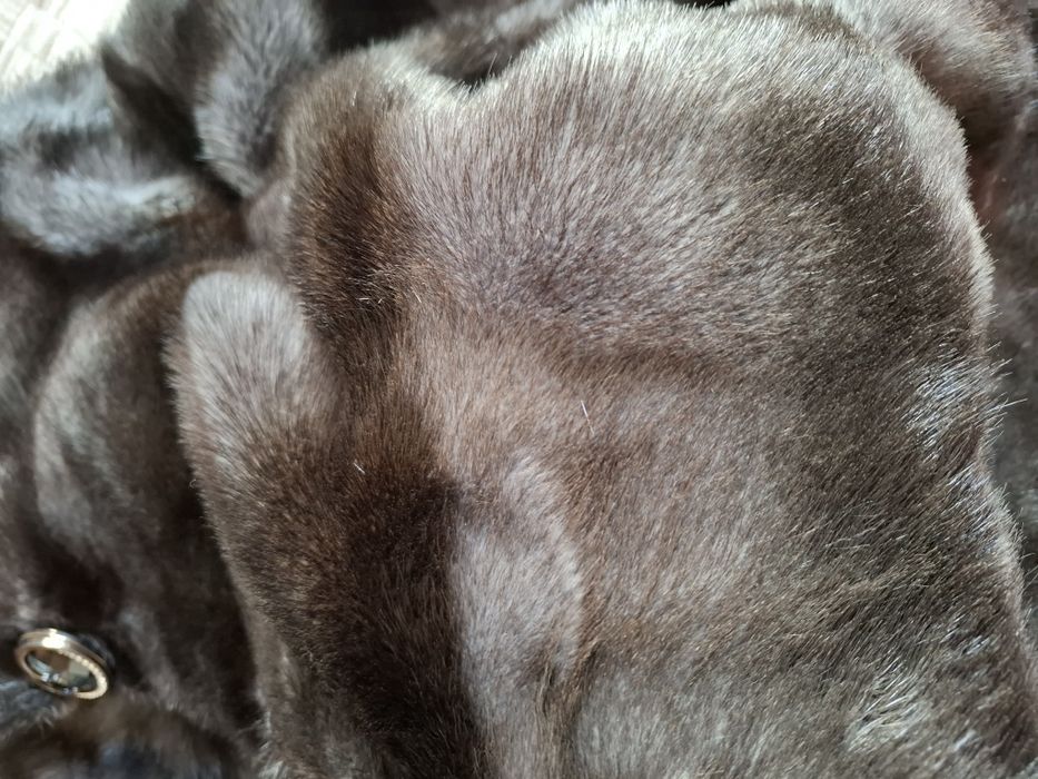 Продам новую шубу