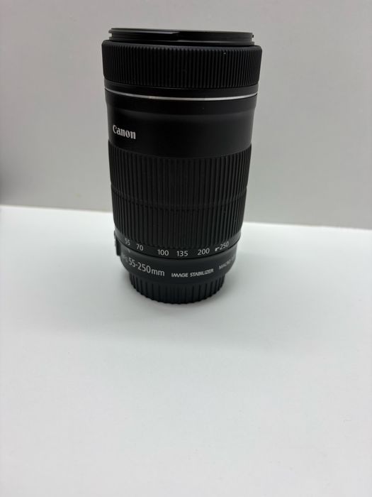 Aparat Foto Canon EDS 200D plus 2 obiective