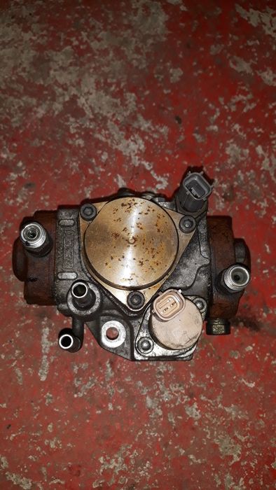 Pompa injectie mazda 6