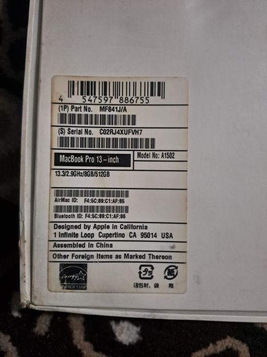 Macbook pro idial holatda