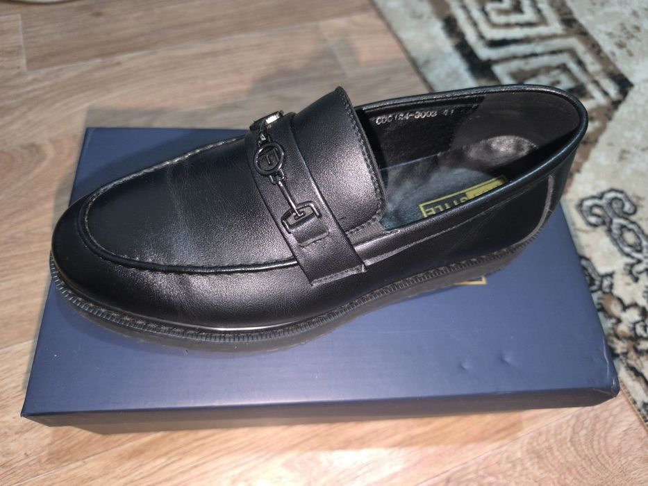 Продается Лоферы