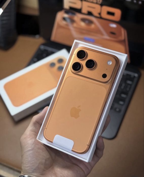 17 pro max Dubai AAA