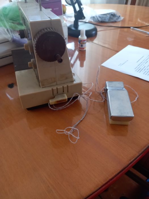 Детская швейная машинка