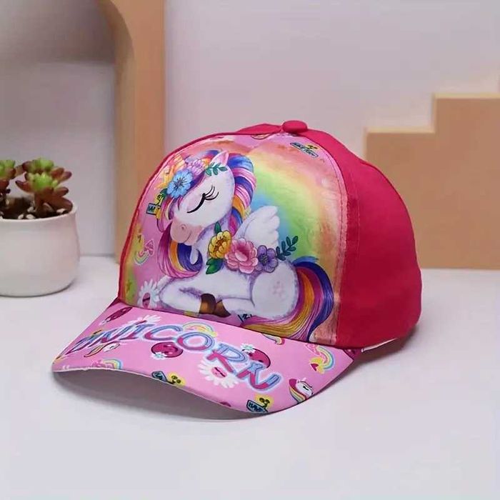 Нова детска шапка с козирка Еднорог, два цвята