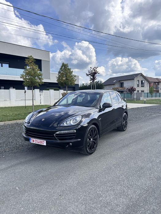 Porsche Cayenne S Hybrid 144 527km